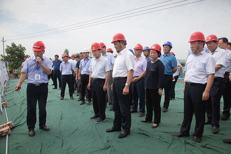 部黄河水利委员会副主任姚文广,河南黄河河务局党组书记,局长司毅铭