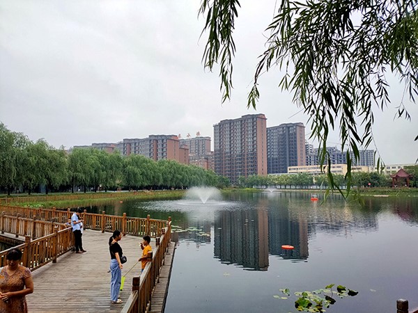 陳蕃公園步道歐陽新華攝按照